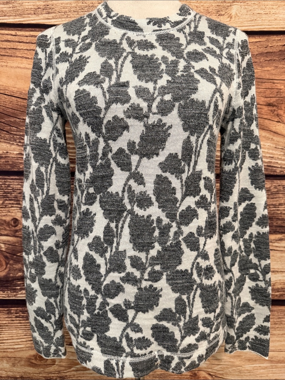 LOFT Cream Crewneck Sweater with Gray Floral Jacquard
